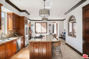 Single Family Residence, 221 12th st, Huntington Beach, CA 92648 - 3