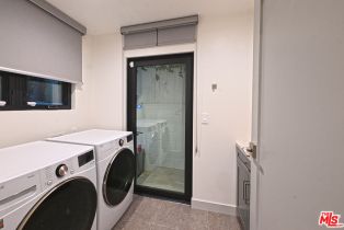 Single Family Residence, 15204 Valley Vista blvd, Sherman Oaks, CA 91403 - 46