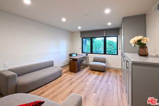 Single Family Residence, 15204 Valley Vista blvd, Sherman Oaks, CA 91403 - 32