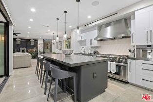 Single Family Residence, 121 Emerald ave, Newport Beach, CA 92662 - 30