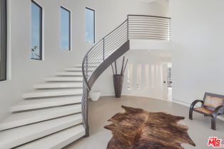 , 2501 ZORADA dr, West Hollywood , CA 90046 - 3