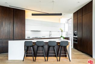 Single Family Residence, 3925 Murietta ave, Sherman Oaks, CA 91423 - 4