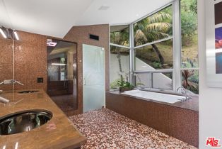 Single Family Residence, 2207 Bowmont dr, Beverly Hills, CA 90210 - 22