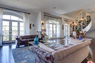 Condominium, 277 S Spalding Dr, Beverly Hills, CA  Beverly Hills, CA 90212