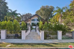 Single Family Residence, 19716   Wells Dr, Woodland Hills, CA  Woodland Hills, CA 91364