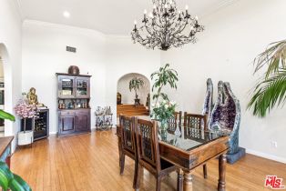 Single Family Residence, 19716 Wells dr, Woodland Hills, CA 91364 - 8