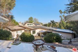 Single Family Residence, 19716 Wells dr, Woodland Hills, CA 91364 - 38