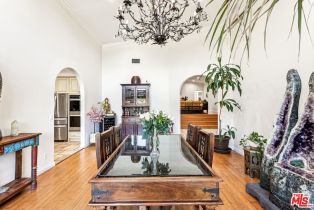 Single Family Residence, 19716 Wells dr, Woodland Hills, CA 91364 - 7