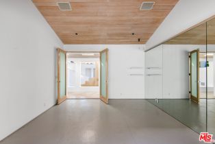 Single Family Residence, 11975 Crest pl, Beverly Hills, CA 90210 - 17