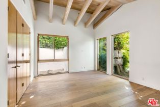 Single Family Residence, 11975 Crest pl, Beverly Hills, CA 90210 - 16