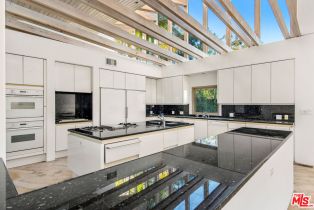 , 11975 Crest pl, Beverly Hills, CA 90210 - 9