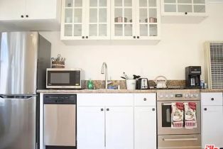 , 947 5th st, Santa Monica, CA 90403 - 8