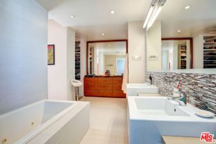 , 1100 Alta Loma rd, West Hollywood , CA 90069 - 44