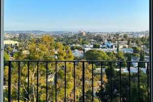, 818 Doheny dr, West Hollywood , CA 90069 - 3