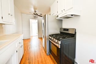 , 1543 Euclid st, Santa Monica, CA 90404 - 4