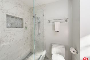 Single Family Residence, 22435 Cairnloch st, Calabasas, CA 91302 - 11