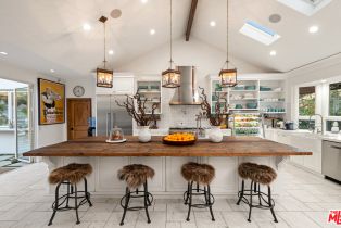 Single Family Residence, 3410 Serra rd, Malibu, CA 90265 - 9