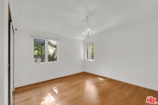 Single Family Residence, 18243 Rancho st, Tarzana, CA 91356 - 44