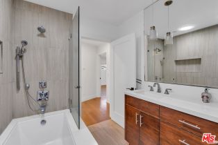 Single Family Residence, 18243 Rancho st, Tarzana, CA 91356 - 43