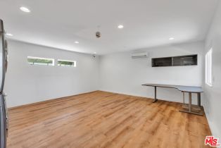 Single Family Residence, 18243 Rancho st, Tarzana, CA 91356 - 38