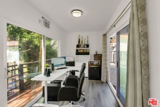 Single Family Residence, 18243 Rancho st, Tarzana, CA 91356 - 53