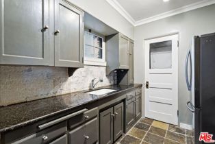 Residential Income, 1511 12th st, Santa Monica, CA 90401 - 9