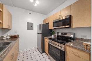 Condominium, 425 Beech st, San Diego, CA 92101 - 15