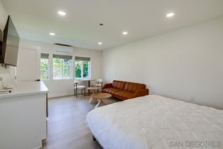 , 8457 Paseo Del Ocaso, La Jolla, CA 92037 - 22