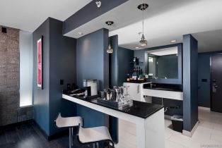 Condominium, 207 5th ave, San Diego, CA 92101 - 24