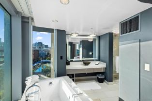 Condominium, 207 5th ave, San Diego, CA 92101 - 35