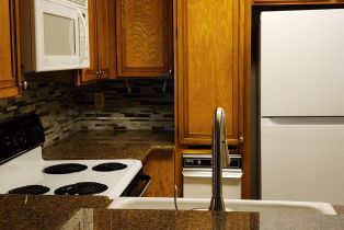 Condominium, 5705 Friars rd, San Diego, CA 92110 - 10