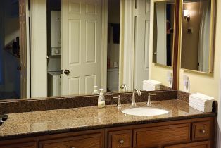 Condominium, 5705 Friars rd, San Diego, CA 92110 - 8