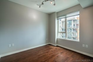 , 300 W Beech st, San Diego, CA 92101 - 9