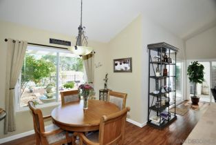 Single Family Residence, 12771 Corte Cierna, San Diego, CA 92128 - 22