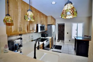 Single Family Residence, 12771 Corte Cierna, San Diego, CA 92128 - 24