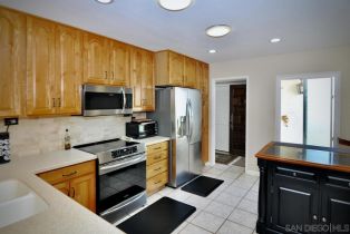 Single Family Residence, 12771 Corte Cierna, San Diego, CA 92128 - 25