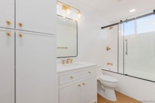 , 210 A st, Encinitas, CA 92024 - 11