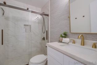 , 7039 Camino Pacheco, San Diego, CA 92111 - 41