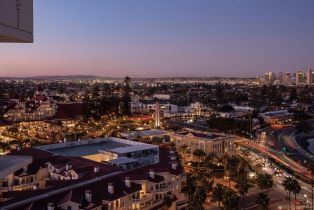Condominium, 1720 Avenida del Mundo, Coronado, CA 92118 - 8