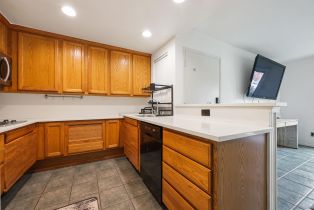 Condominium, 5918 Rancho Mission rd, San Diego, CA 92108 - 5