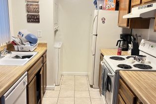 Condominium, 6725 Mission Gorge, San Diego, CA 92120 - 3