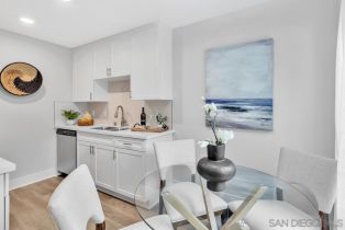 Condominium, 8644 Via Mallorca, La Jolla, CA 92037 - 15