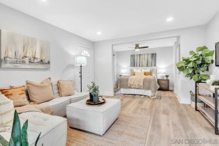 Condominium, 8644 Via Mallorca, La Jolla, CA 92037 - 8