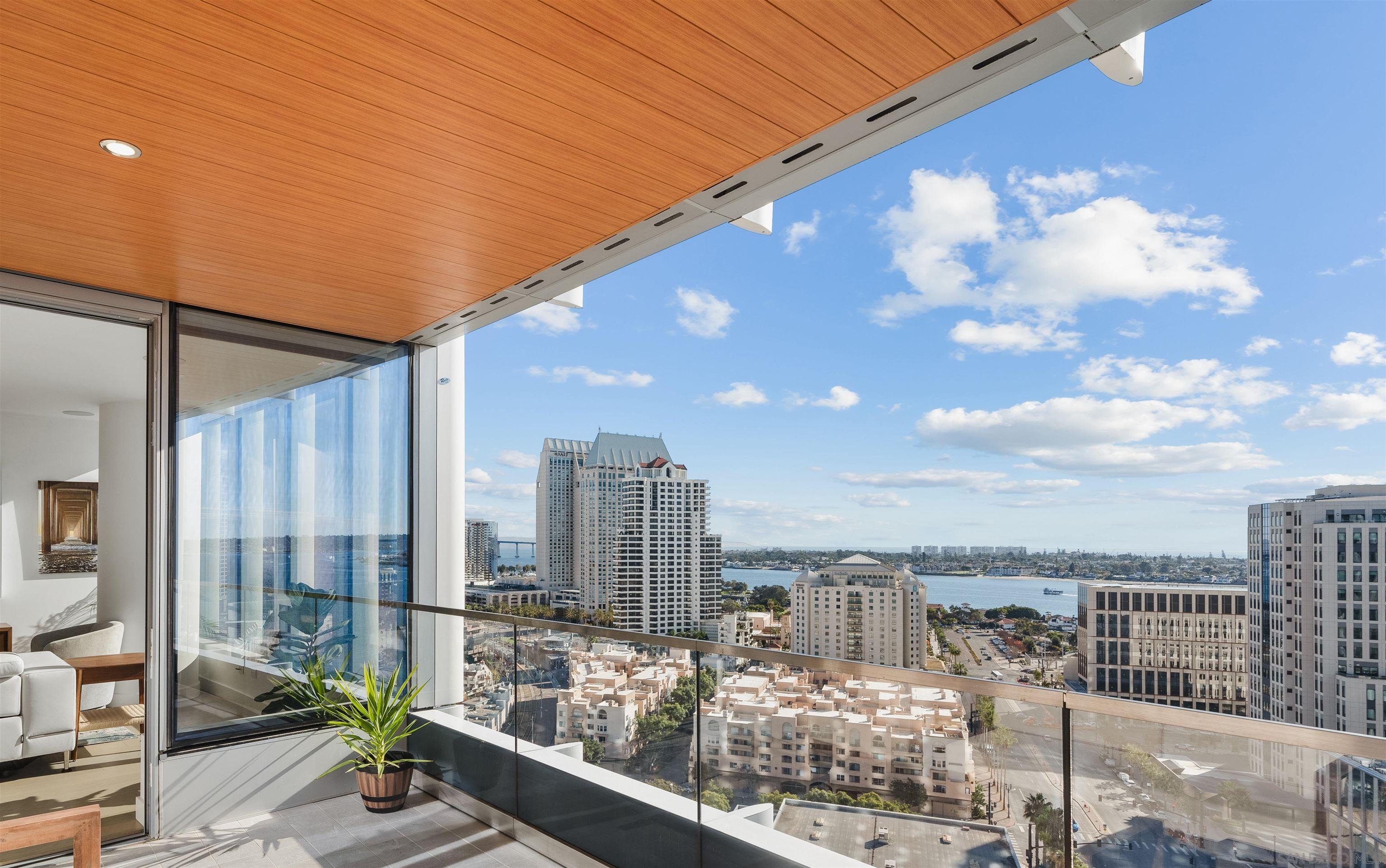Condominium, 888 E st, San Diego, CA 92101 - 1