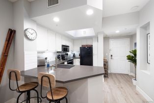 , 2400 5th ave, San Diego, CA 92101 - 3