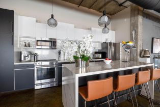 , 3940 7th ave, San Diego, CA 92103 - 5