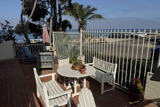 , 215 Bonair, La Jolla, CA 92037 - 2