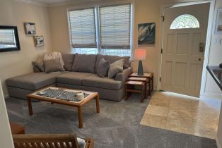 , 215 Bonair, La Jolla, CA 92037 - 7