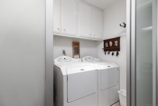 Single Family Residence, 4044 Via del Conquistador, San Diego, CA 92117 - 27