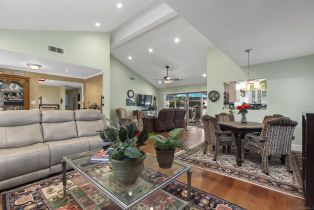 Single Family Residence, 4044 Via del Conquistador, San Diego, CA 92117 - 8